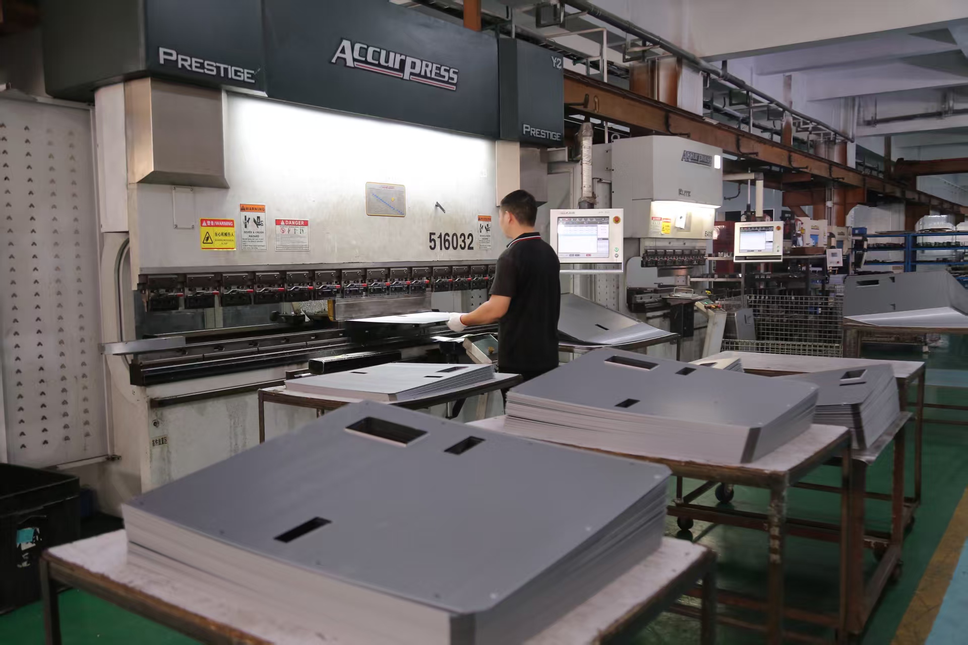 Bending Machine
